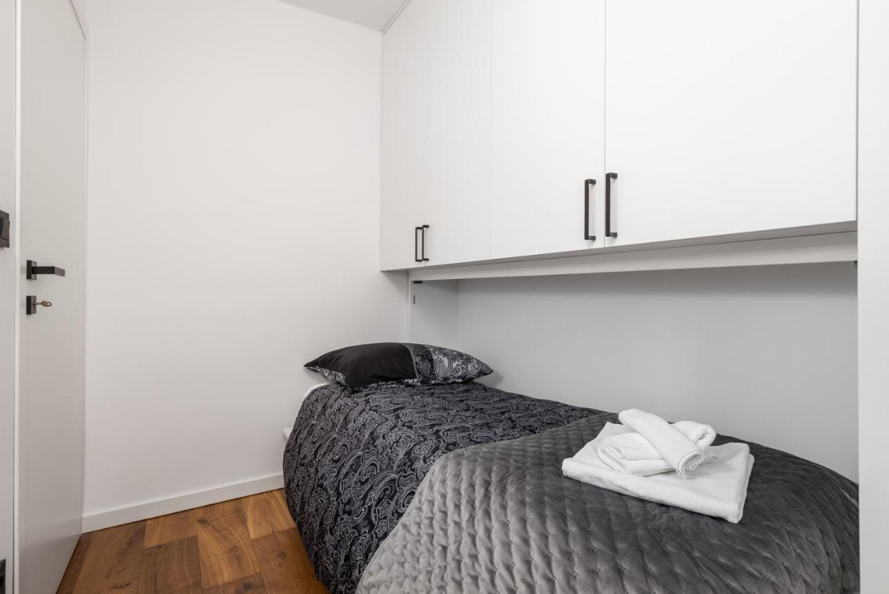 Aenei Delux Lägenhet Rijeka Exteriör bild