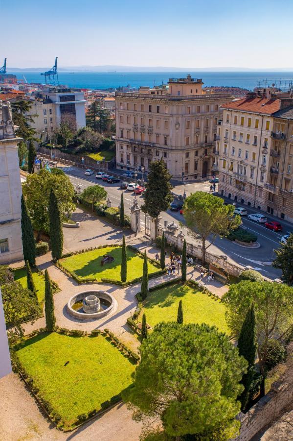 Aenei Delux Lägenhet Rijeka Exteriör bild